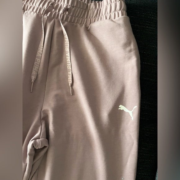 Puma joggers - Picture 2 of 5